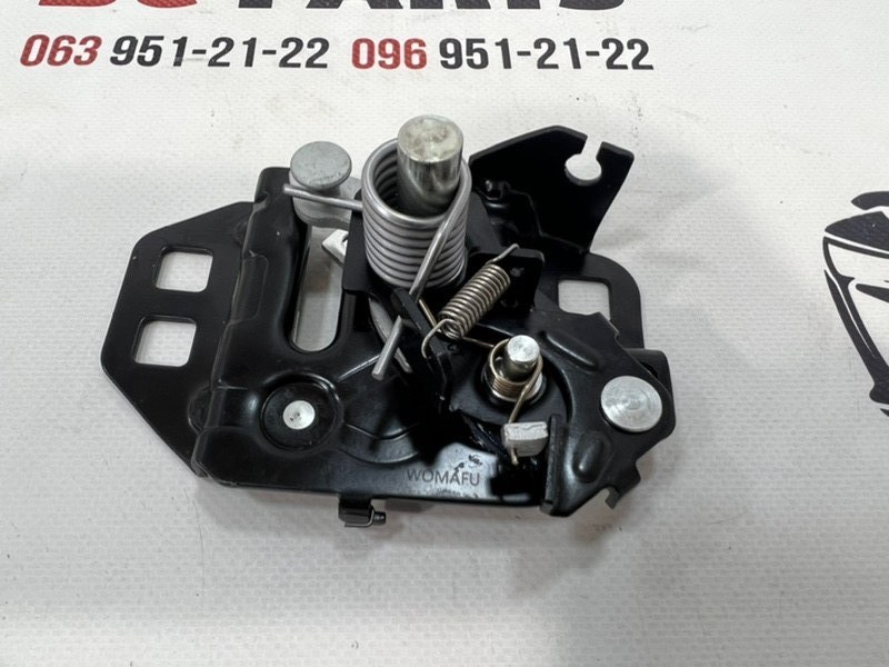 Замок капота передний правый Ford Fusion 2012-2020 DS7Z16700C новая