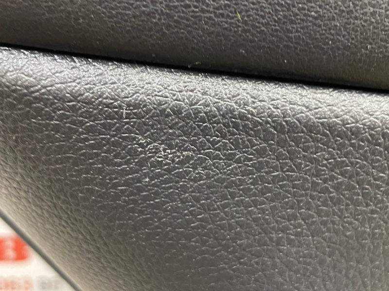Обшивка боковой двери задняя левая Nissan Rogue T32 QR25 2.5