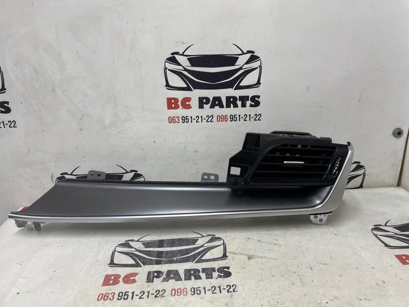 Воздуховод салона правый Nissan Rogue 2021 T33 2.5 684116RB0A Б/У