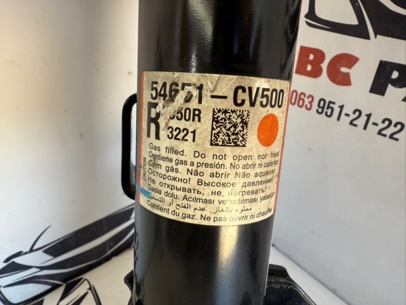 Стойка подвески передняя правая EV6 2023