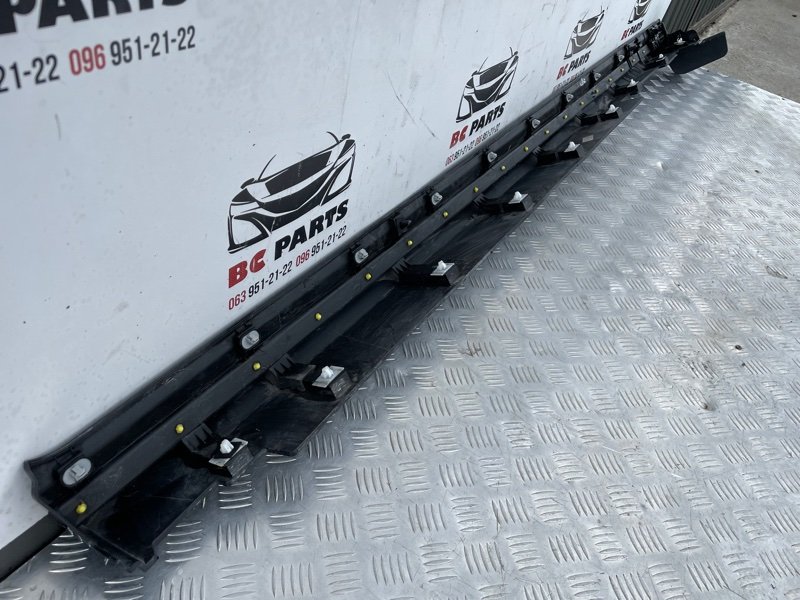 Накладка порога правая EV6 2023