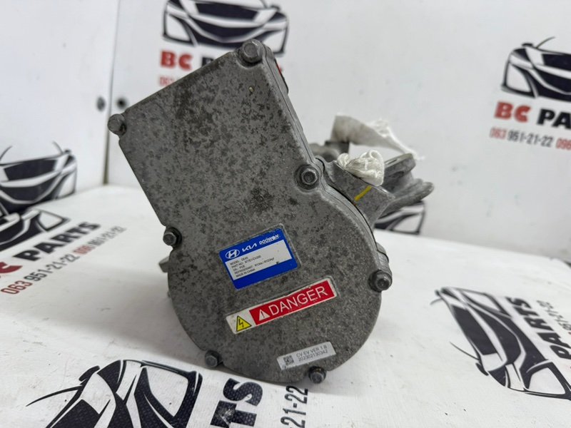 Компрессор кондиционера EV6 2023