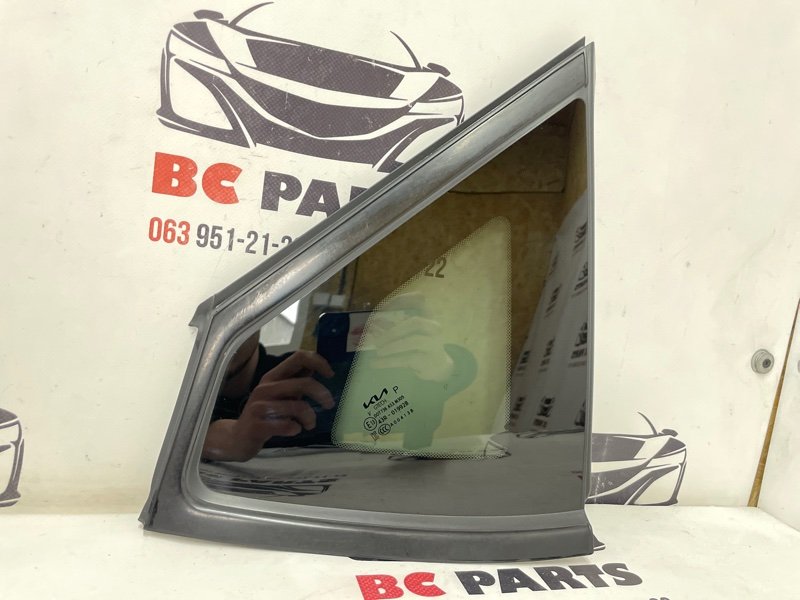 Форточка кузова задняя правая Kia EV6 2023 87820CV100 Б/У