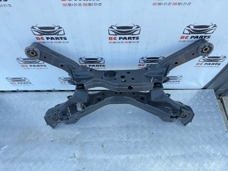 Подрамник задний Rogue 2021 T33 2.5
