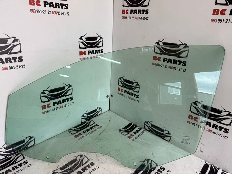 Стекло двери переднее левое Dodge Journey 2011-2020 5076887AD Б/У