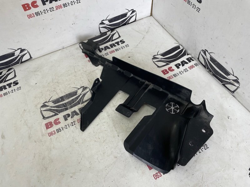 Дефлектор радиатора правый Honda Pilot 2020 3.5 74116-TG7-A50 Б/У