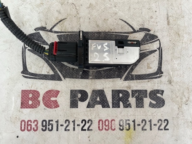 Датчик массового расхода воздуха Ford Fusion 2013-2020 MK5 2.5 BR3112B579AA Б/У