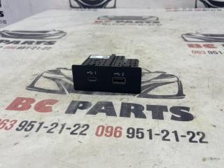 USB разъем Nissan Rogue 2021