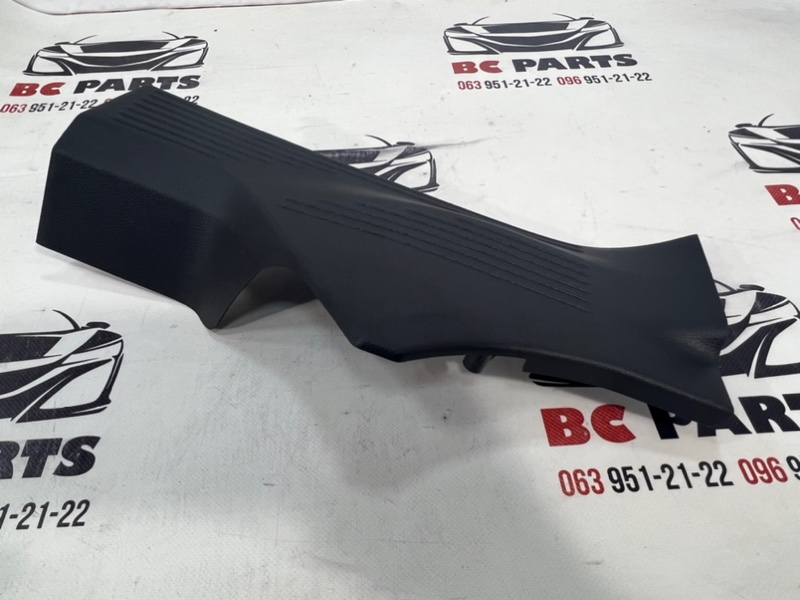 Накладка порога задняя правая Nissan Rogue 2020 T33 2.5 76953 6RA0A Б/У