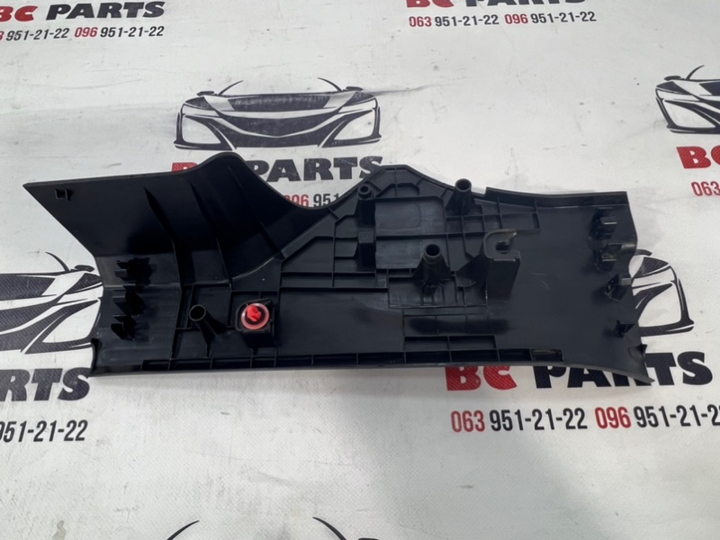 Накладка порога задняя правая Rogue 2020 T33 2.5