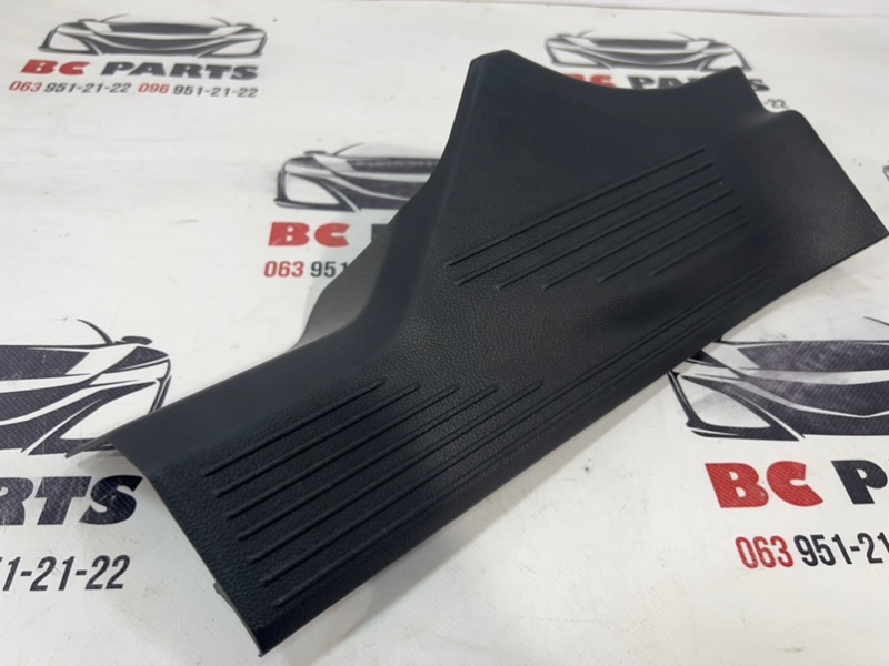 Накладка порога задняя левая Rogue 2020 T33 2.5