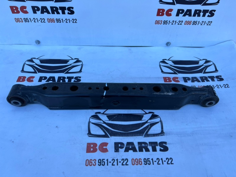 Рычаг подвески нижний задний Nissan Rogue 2013-2020 T32 QR25 2.5 55111-4BA0A Б/У