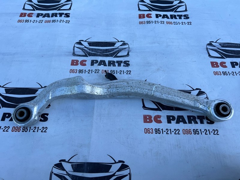 Рычаг подвески верхний задний правый Nissan Rogue 2013-2020 T32 QR25 2.5 55120-JD05B Б/У