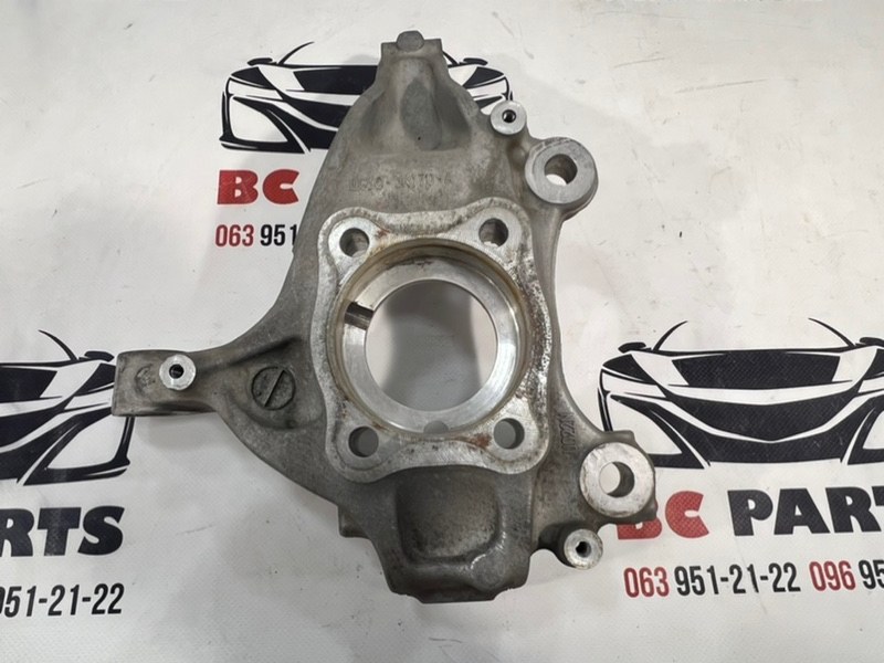 Цапфа передняя правая Ford Fusion