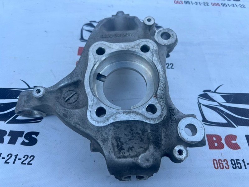 Цапфа передняя правая Ford Fusion 2012-2020 DG9C-3K170-A Б/У