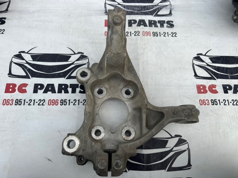 Цапфа передняя правая Fusion 2012-2020