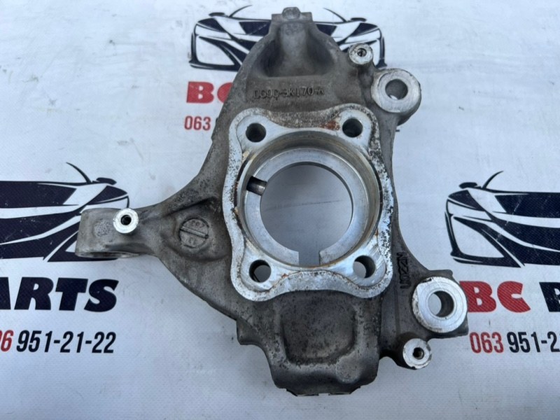 Цапфа передняя правая Ford Fusion 2012-2020 Б/У