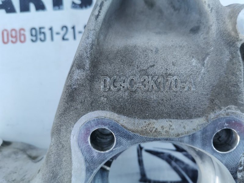 Цапфа передняя правая Fusion 2012-2020