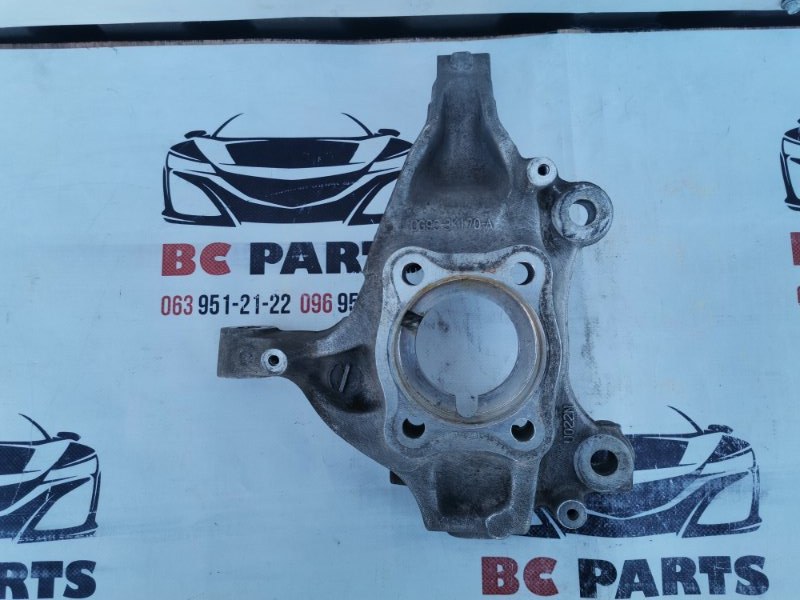 Цапфа передняя правая Ford Fusion