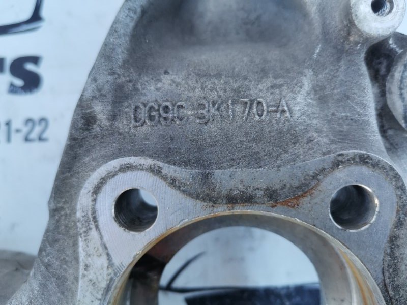 Цапфа передняя правая Fusion 2012-2020