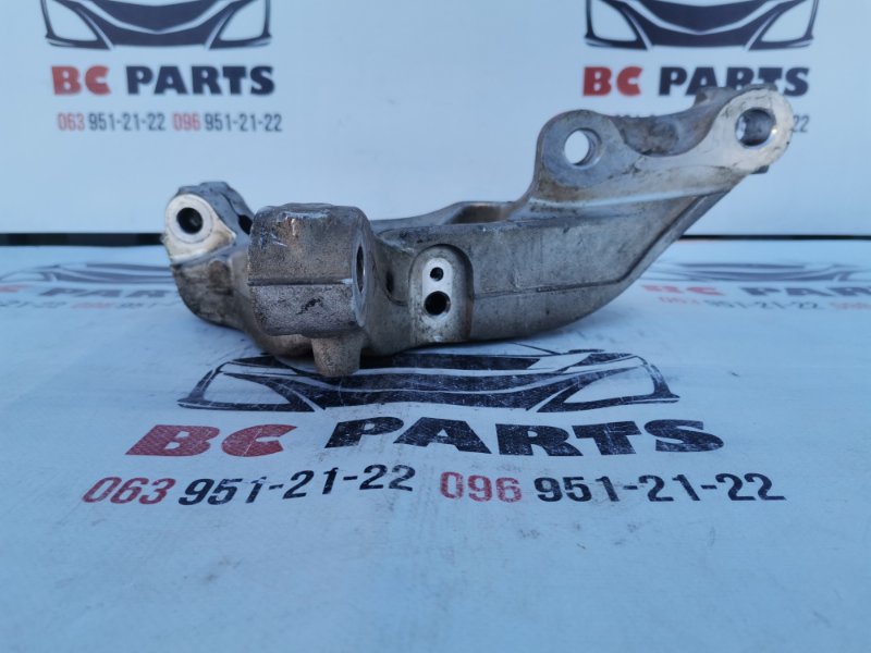 Цапфа передняя правая Fusion 2012-2020