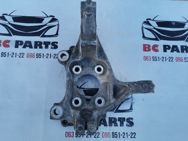 Цапфа передняя правая Ford Fusion 2012-2020 DG9C-3K170-A Б/У