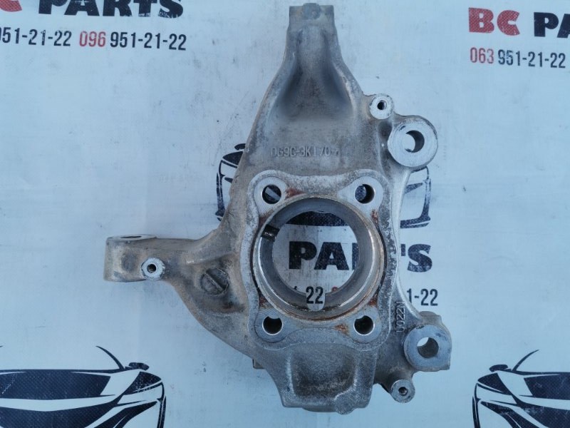 Цапфа передняя правая Ford Fusion