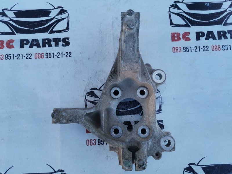 Цапфа передняя левая Ford Fusion 2012-2020 DG9C-3K171-A Б/У