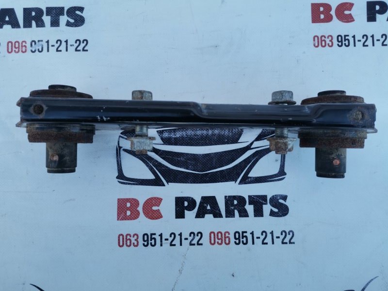Кронштейн заднего дифференциала (редуктора) Nissan Rogue T32 QR25 2.5