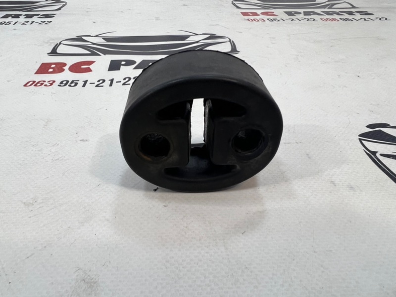 Подушка выхлопной трубы Nissan Rogue T32 QR25 2.5