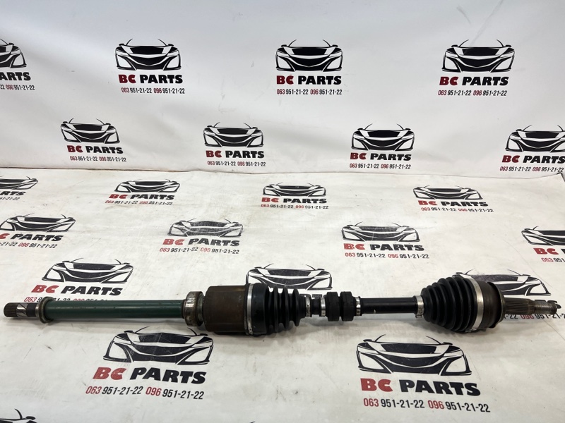 Привод ( полуось) передний правый Nissan Rogue 2013-2020 T32 QR25 2.5 39100-4BA0A Б/У