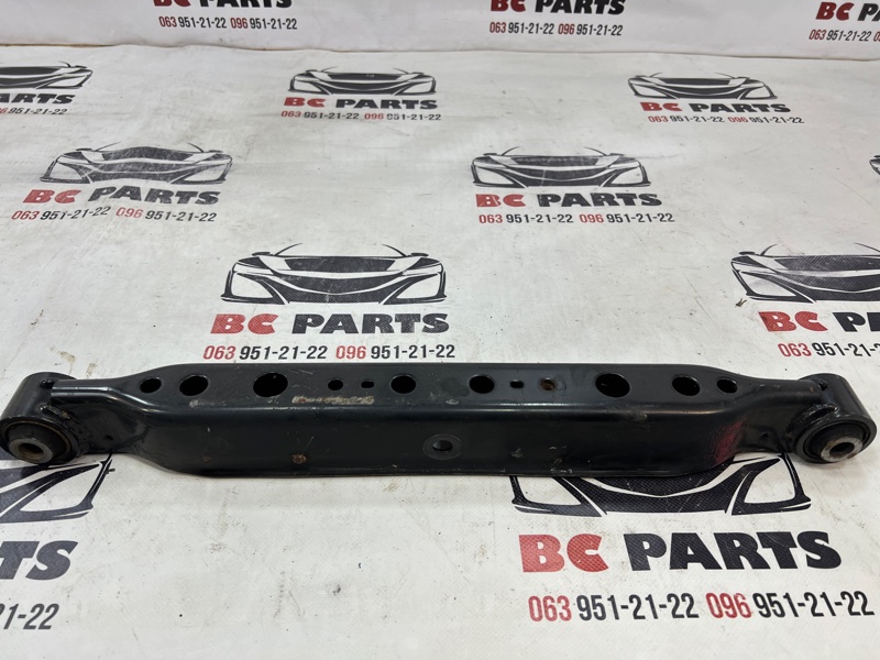Рычаг подвески нижний задний Nissan Rogue 2013-2020 T32 QR25 2.5 55110-4BA0A Б/У