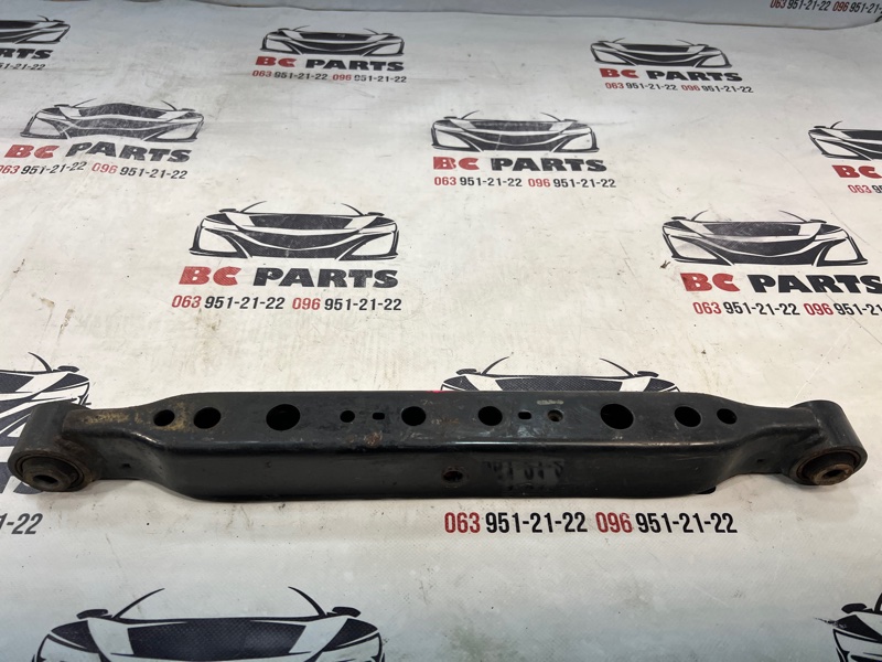Рычаг подвески нижний задний Nissan Rogue 2013-2020 T32 QR25 2.5 55110-4BA0A Б/У