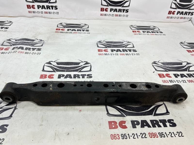 Рычаг подвески нижний задний Nissan Rogue 2013-2020 T32 QR25 2.5 55110-4BA0A Б/У