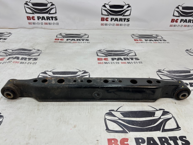 Рычаг подвески нижний задний Nissan Rogue 2013-2020 T32 QR25 2.5 55110-4BA0A Б/У