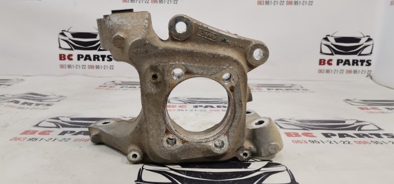 Цапфа задняя правая Fusion 2012-2020