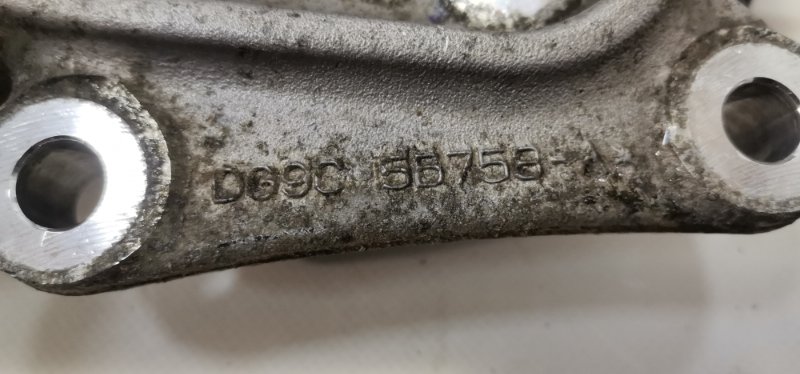 Цапфа задняя правая Fusion 2012-2020