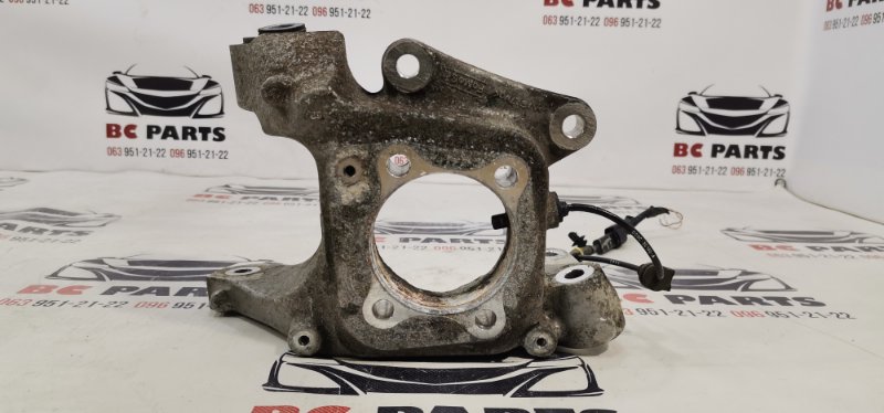 Цапфа задняя правая Fusion 2012-2020