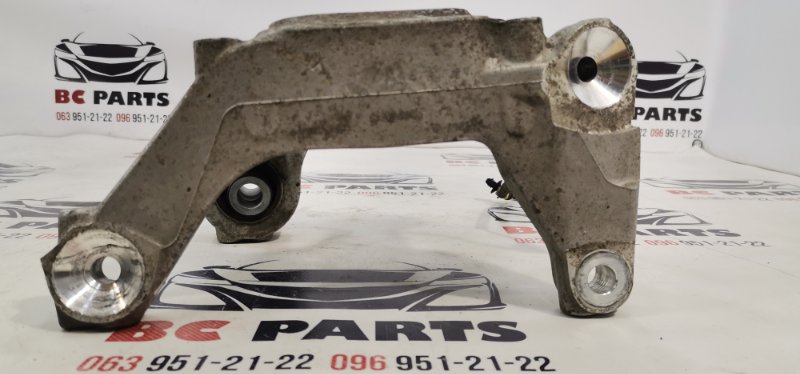 Цапфа задняя правая Fusion 2012-2020