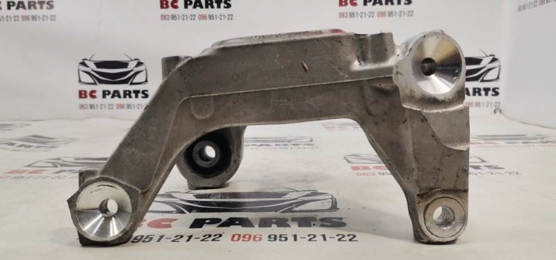 Цапфа задняя правая Fusion 2012-2020