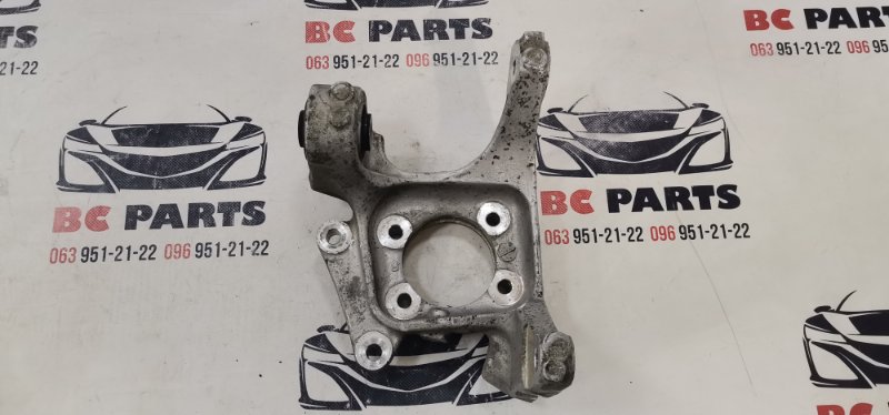 Цапфа задняя правая Fusion 2012-2020