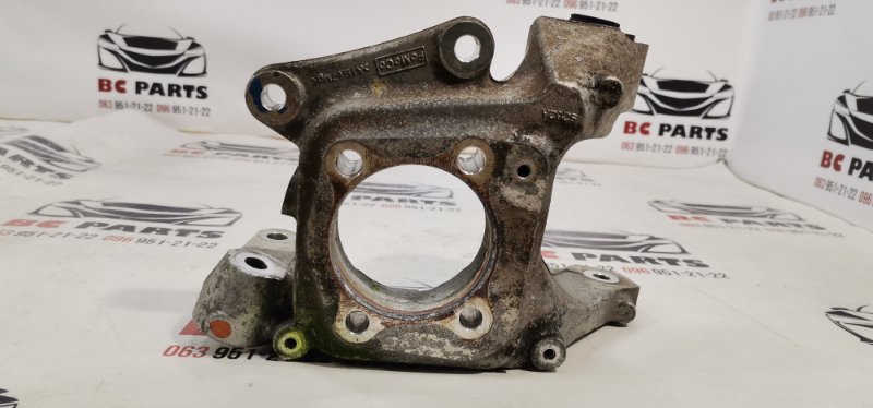 Цапфа задняя левая Fusion 2012-2020