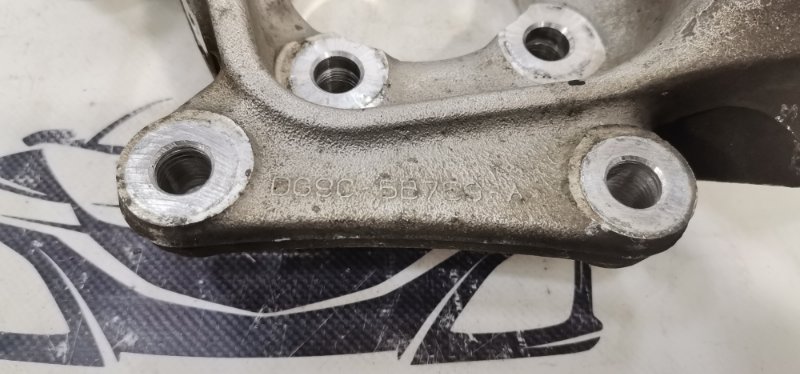 Цапфа задняя левая Fusion 2012-2020