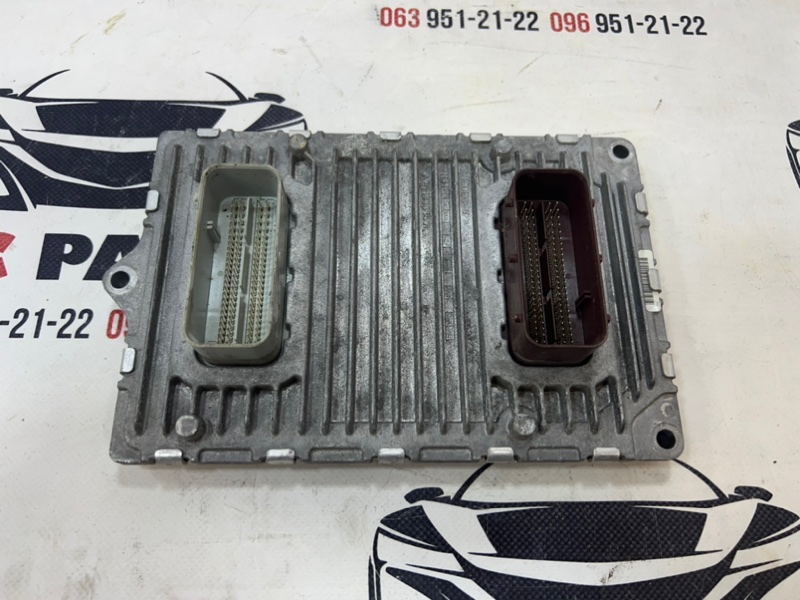 Блок управления двигателем Dodge Journey 2011-2020 P05150776AB Б/У