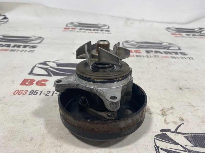 Помпа Ford Fusion 2.5