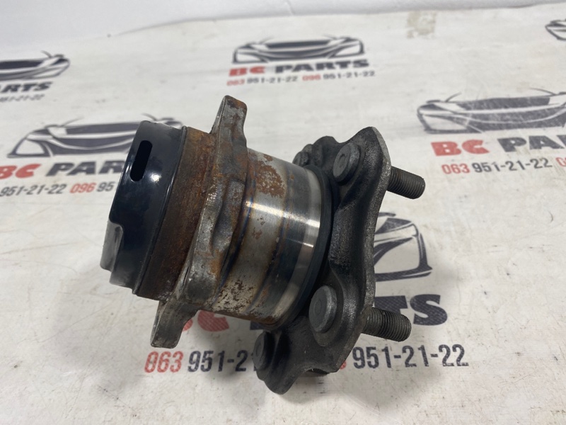 Ступица задняя Nissan Rogue T32 QR25 2.5