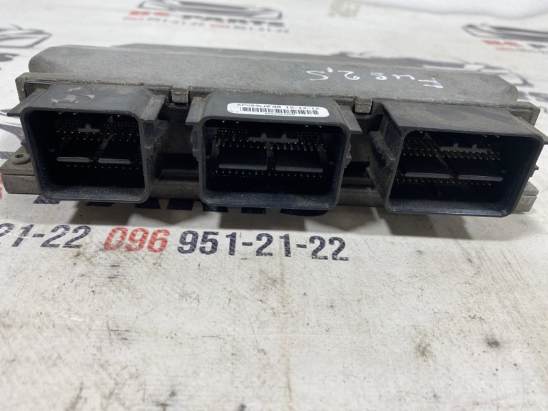 Блок управления двигателем передний Ford Fusion 2.5