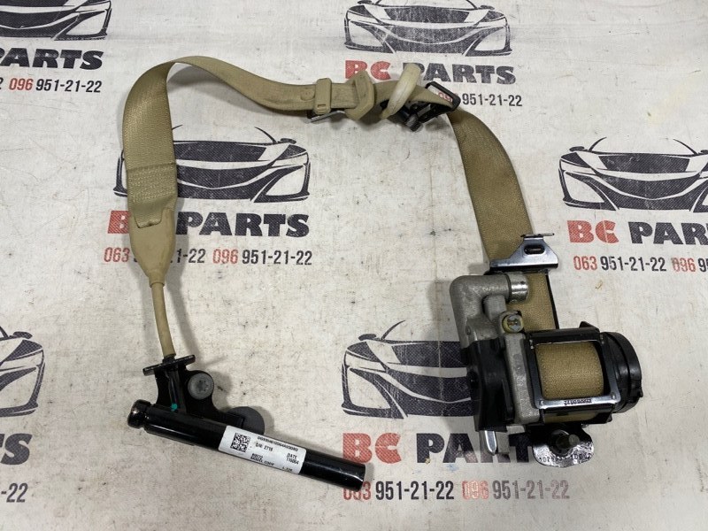 Ремень безопасности передний правый Ford Fusion 2012-2020 DG93-54612D64-AU3DN3 Б/У