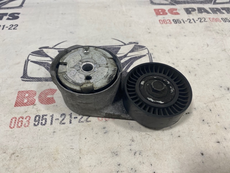 Натяжной ролик Dodge Journey 2011-2020 3.6 05184-617AD Б/У
