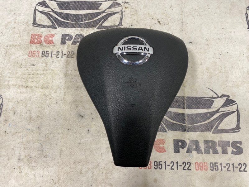 Подушка безопасности в руль Nissan Rogue 2013-2016 98510-4BA8A Б/У